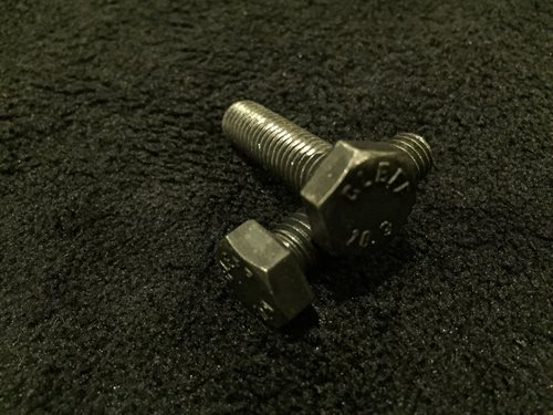 7190 Cylinder Head bolt