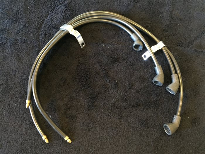 7784-1 spark plug Wires with bakelite caps 4B